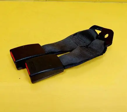 Honda Accord Middle seatbelt buckle (rear) 