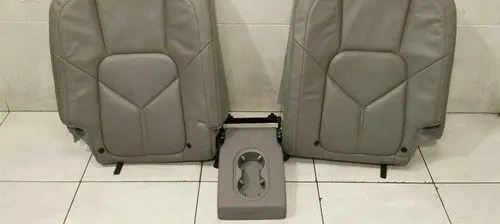 Porsche Cayenne (92A) Rear seat armrest