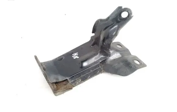 Volvo S60 Radiator mount bracket 31261931