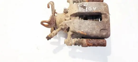Opel Insignia A Rear brake caliper