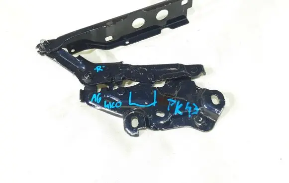 Audi A6 S6 C8 4K Engine bonnet/hood hinges 4K0823302A