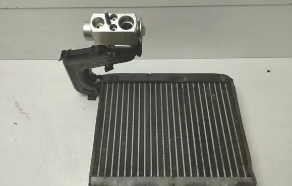 Volvo V60 Air conditioning (A/C) radiator (interior) W5918005
