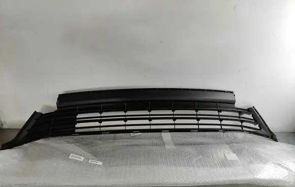 Toyota RAV 4 (XA50) Front bumper lower grill 5311342080