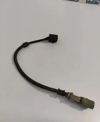Volkswagen Golf IV Crankshaft position sensor 9805940