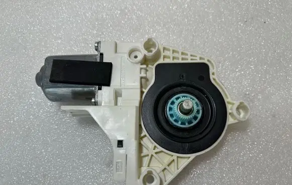 Audi A6 S6 C7 4G Rear door window regulator motor 8K0959812A 1036919813201