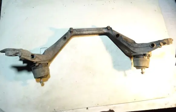 Audi Q7 4L Front subframe 7L6199207B 7L8199131A