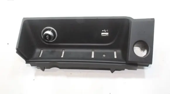 Audi A4 S4 B9 8W 12 V Socket (front) 8W2864131B