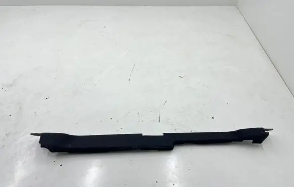 Trunk/boot sill cover protection