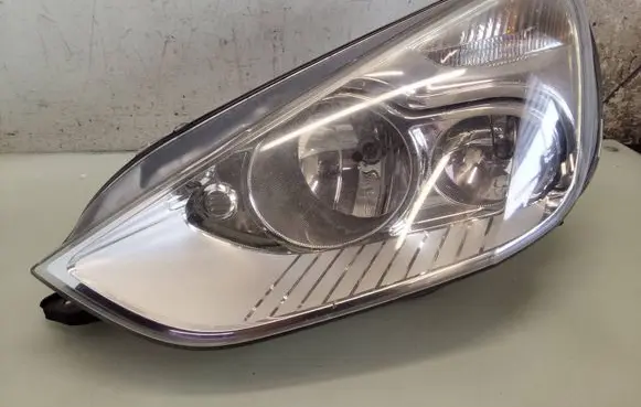 Ford Galaxy Headlight/headlamp 