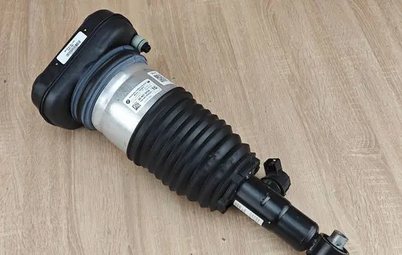 BMW X6 G06 Shock absorber/damper/air suspension 6869037