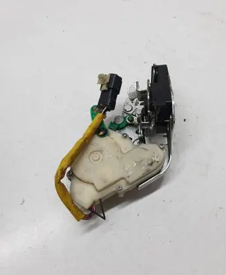 KIA Sorento Rear door lock A045777