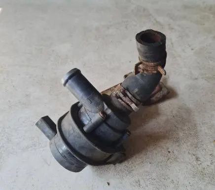 Volkswagen PASSAT CC Electric auxiliary coolant/water pump 1K0965561J 009608L 19208210