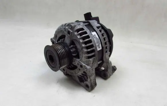 Volvo V50 Generator/alternator 104210-3522 53638