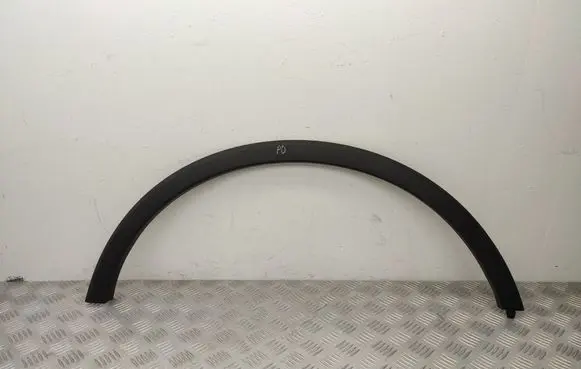 Front arch trim