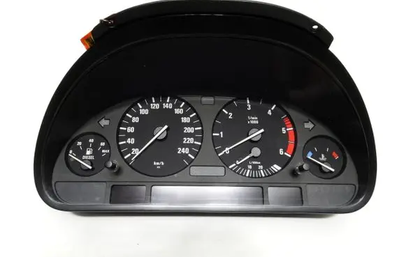 Speedometer (instrument cluster)