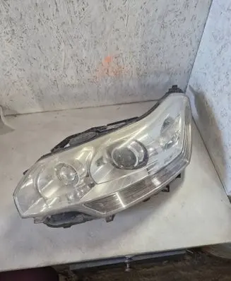 Citroen C5 Headlight/headlamp 9684845880