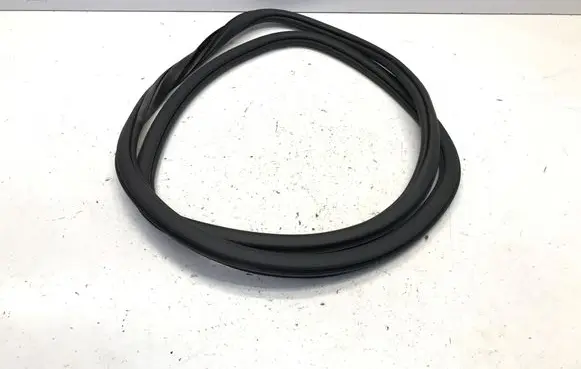 Audi Q4 e-tron Rubber seal rear door 89A833721