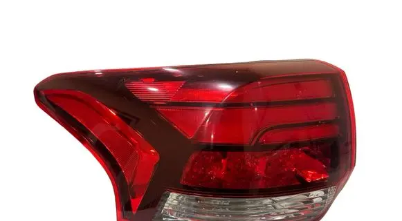 Mitsubishi Outlander Rear/tail lights W2869