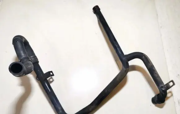 Audi A6 S6 C5 4B Engine coolant pipe/hose