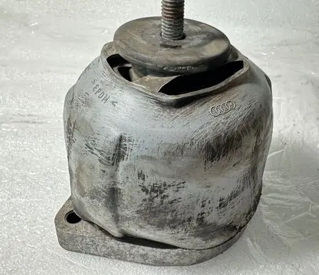 Audi A8 S8 D2 4D Gearbox mount 4D0399151B 4D0399151G 4D0399151C