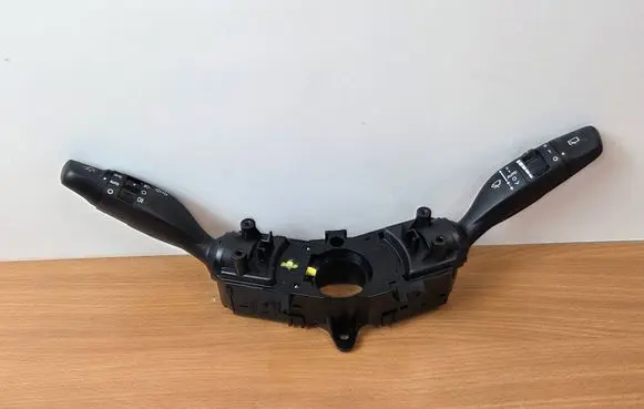 Hyundai i20 (BC3 BI3) Wiper turn signal indicator stalk/switch 93404Q0960 3S73MR1003 202301270963