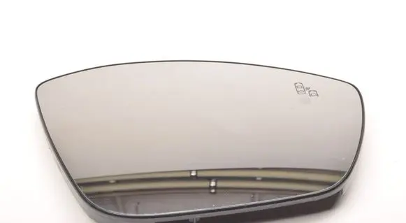 Citroen DS3 Wing mirror glass 8901303RH