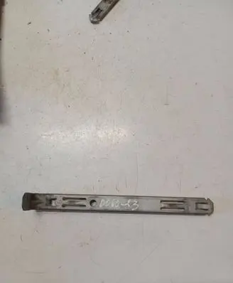 Volvo XC90 Headlight/headlamp mounting bracket 8637182