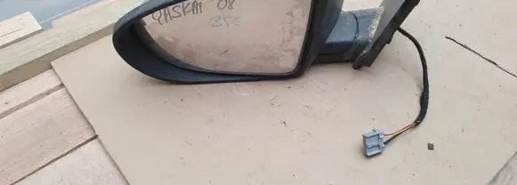 Nissan Qashqai Front door wing mirror part 