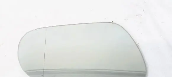Volkswagen Fox Wing mirror glass 