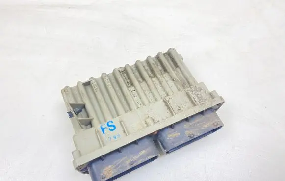 Opel Astra G Coolant fan relay 252618 09131731