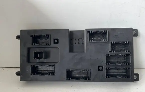 Jaguar XE Comfort/convenience module GX7314F041AL