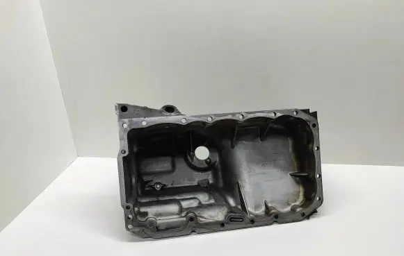 BMW 5 E60 E61 Oil sump 7803071 13992010 780307104