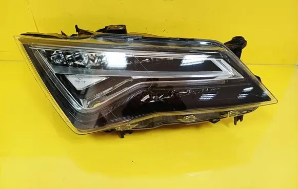 Seat Ateca Headlight/headlamp 90117434A 576941008F