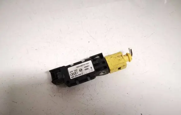 Audi A6 S6 C5 4B Airbag deployment crash/impact sensor 4b0959643c