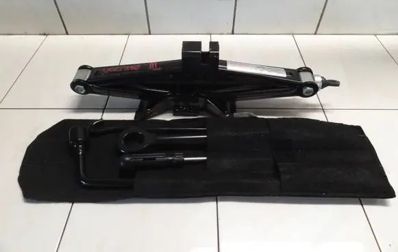 KIA Sportage Lift Jack 