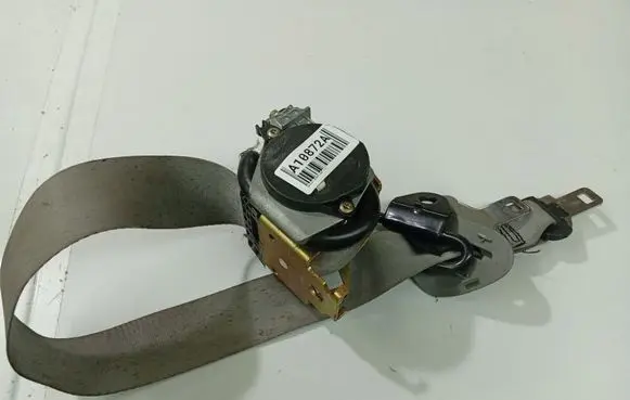 Renault Scenic I Rear seatbelt 