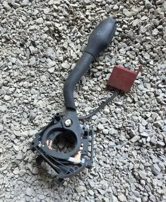 Volkswagen Golf III Wiper turn signal indicator stalk/switch