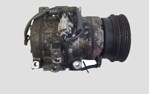 Toyota Avensis T250 Air conditioning (A/C) compressor (pump) 4472204192