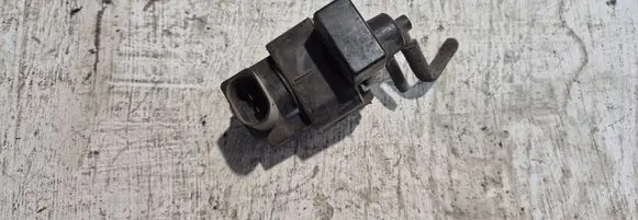 Audi A6 S6 C5 4B Turbo solenoid valve 8E0906