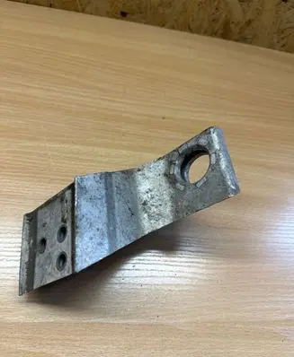 Mercedes-Benz C W205 Radiator mount bracket A2055014120