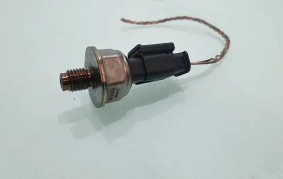 Peugeot 2008 I Fuel pressure sensor 9670076780