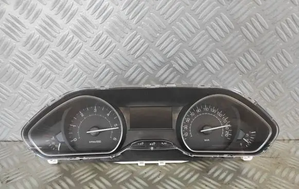 Speedometer (instrument cluster)