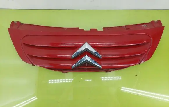 Citroen C3 Front bumper upper radiator grill 