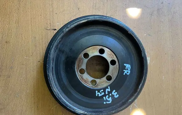 BMW 3 E92 E93 Crankshaft pulley 7593698