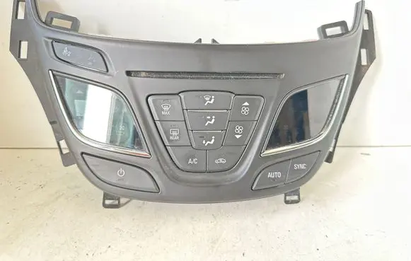 Opel Insignia A Climate control unit 26202377 544930977 7370200000000X