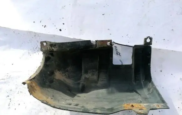 Rear bumper corner part panel trim