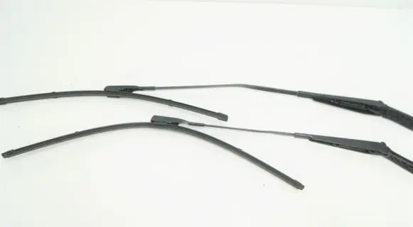 Audi A7 S7 4G Front wiper blade arm