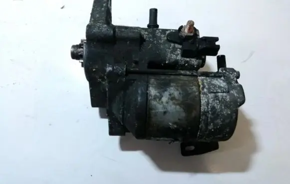Toyota Yaris Starter motor