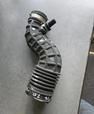 Nissan X-Trail T32 Intercooler hose/pipe 2ACM