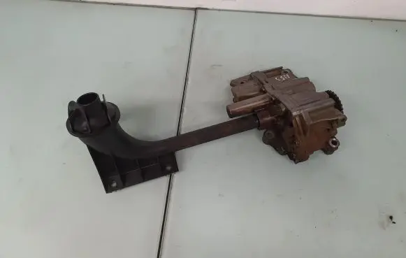 BMW 5 E60 E61 Oil pump 7551004 11417551004